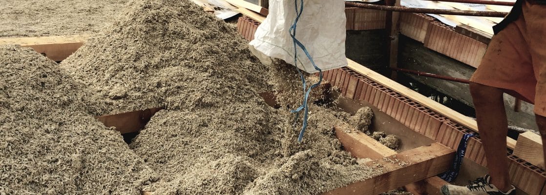 Cantiere in canapa e calce: igroscopicità della canapa e regolazione dell'umidità